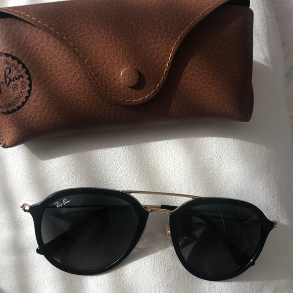Ray-Ban sunglasses - Picture 1 of 2